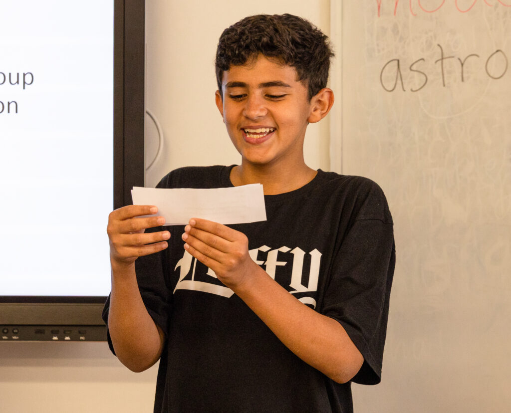 Interactive English class for international students in London